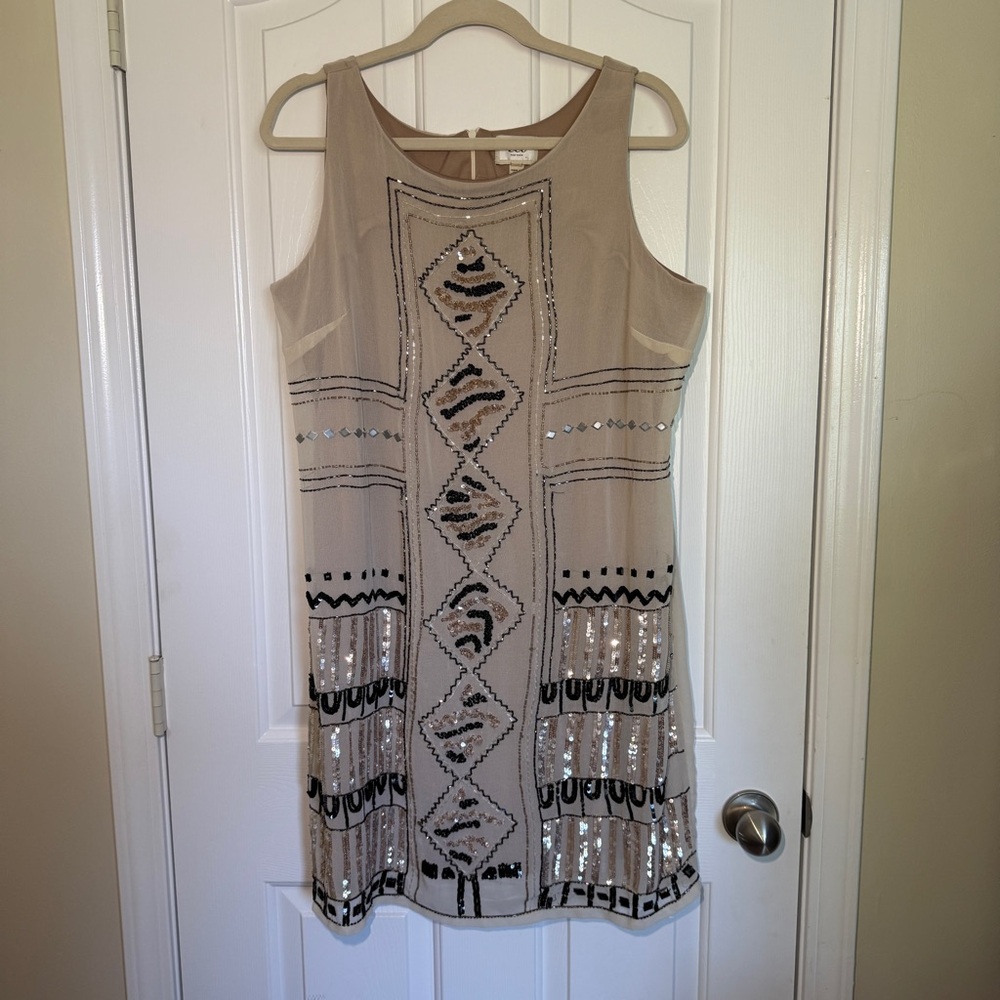 ECI Sleeveless Beaded Dress Size XLarge Cocktail Holiday Festive Tan Beige